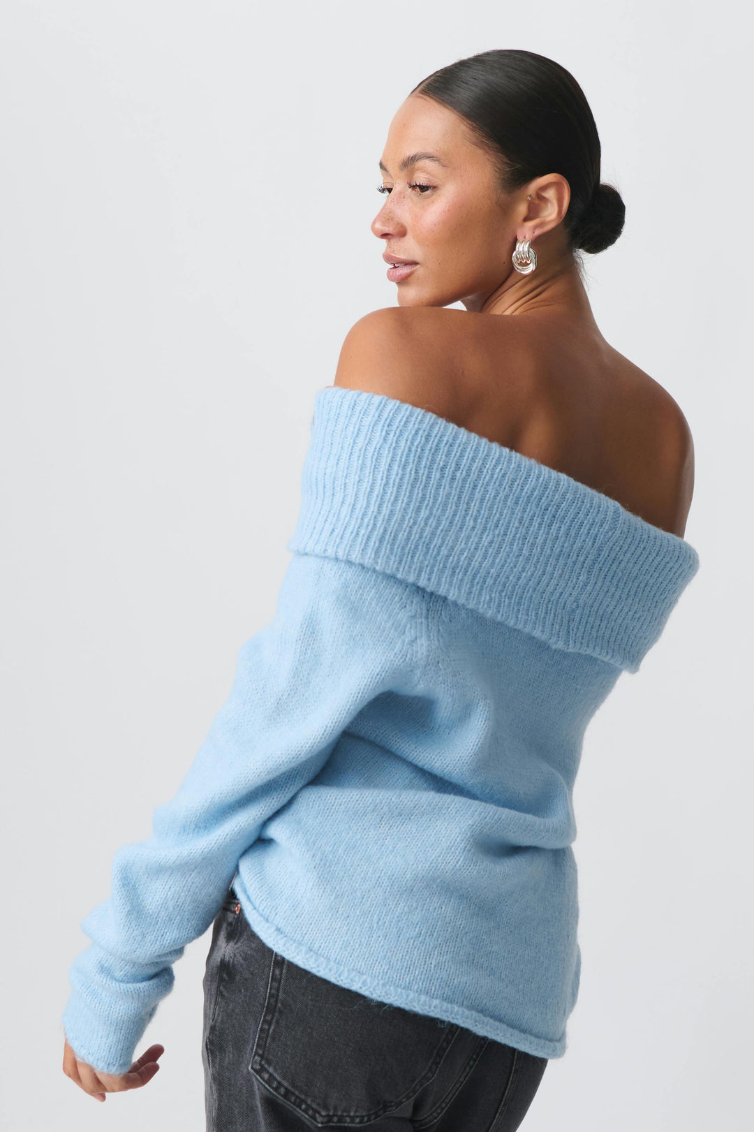 Cosette - Comforttrui met off-the-shoulder schouders