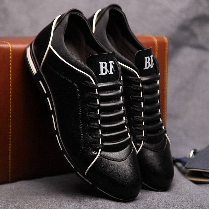 https://cdn.shopify.com/s/files/1/0709/7103/1820/files/Lente-Herfst-Nieuwe-Mannen-Schoenen-Casual-Sneakers-Fashion-Solid-Lederen-Schoenen-Formele-Zakelijke-Sport-Platte-Ronde_01a15efc-7ed5-46da-a2b7-a303ed99634b.jpg?v=1714597020