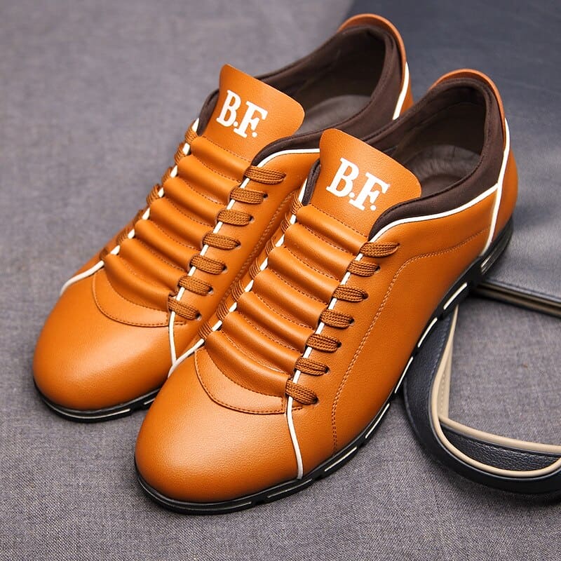 https://cdn.shopify.com/s/files/1/0709/7103/1820/files/Lente-Herfst-Nieuwe-Mannen-Schoenen-Casual-Sneakers-Fashion-Solid-Lederen-Schoenen-Formele-Zakelijke-Sport-Platte-Ronde_0d46479e-8111-4f62-b410-5327311f8cb4.jpg?v=1714597019