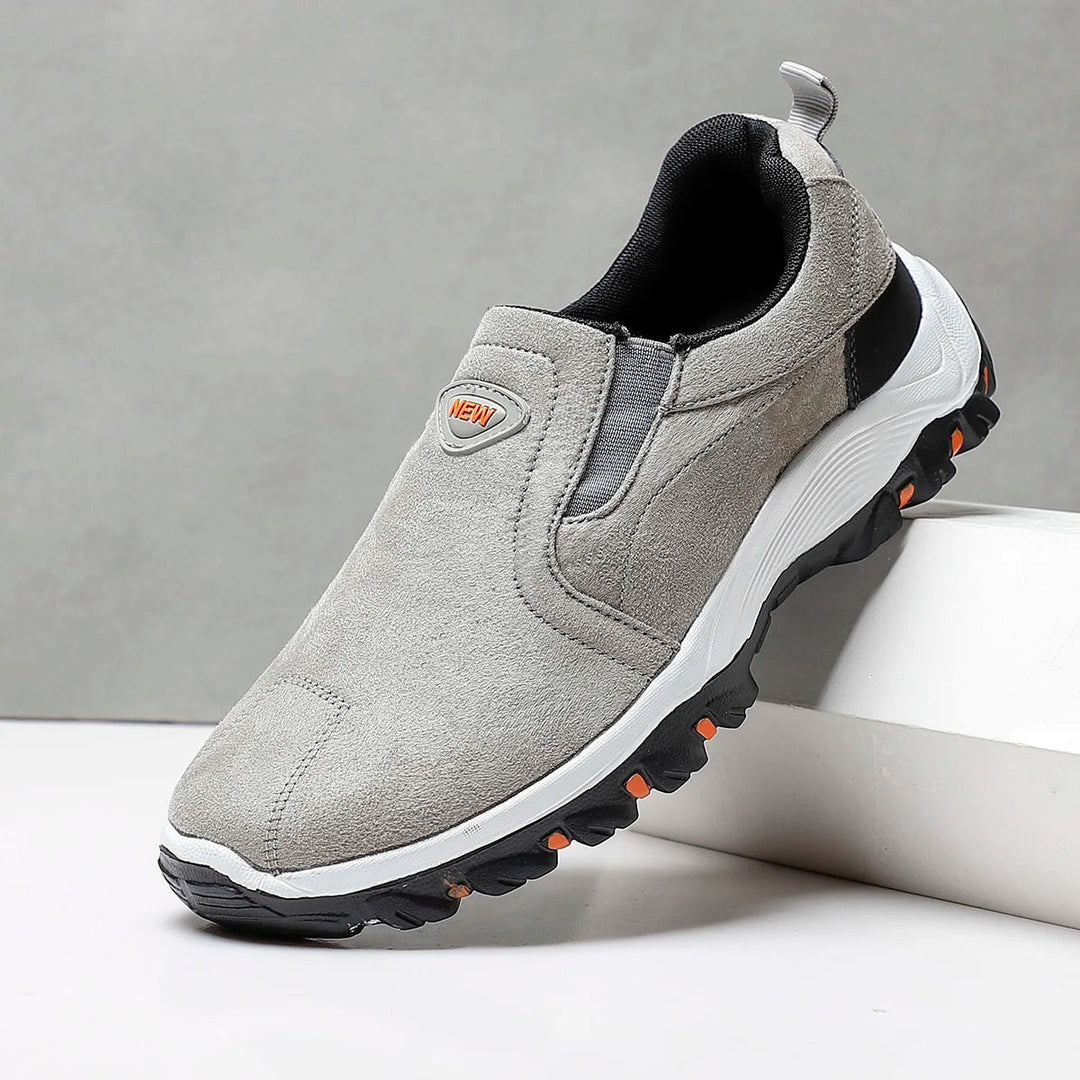 https://cdn.shopify.com/s/files/1/0709/7103/1820/files/bCnLHeren-Schoenen-Comfortabele-Vrijetijdsschoenen-Voor-Mannen-Wandelen-Sneakers-Slip-On-Loafers-Heren-Lichtgewicht-Mocassin-Mannelijk-Schoeisel.jpg?v=1712584465