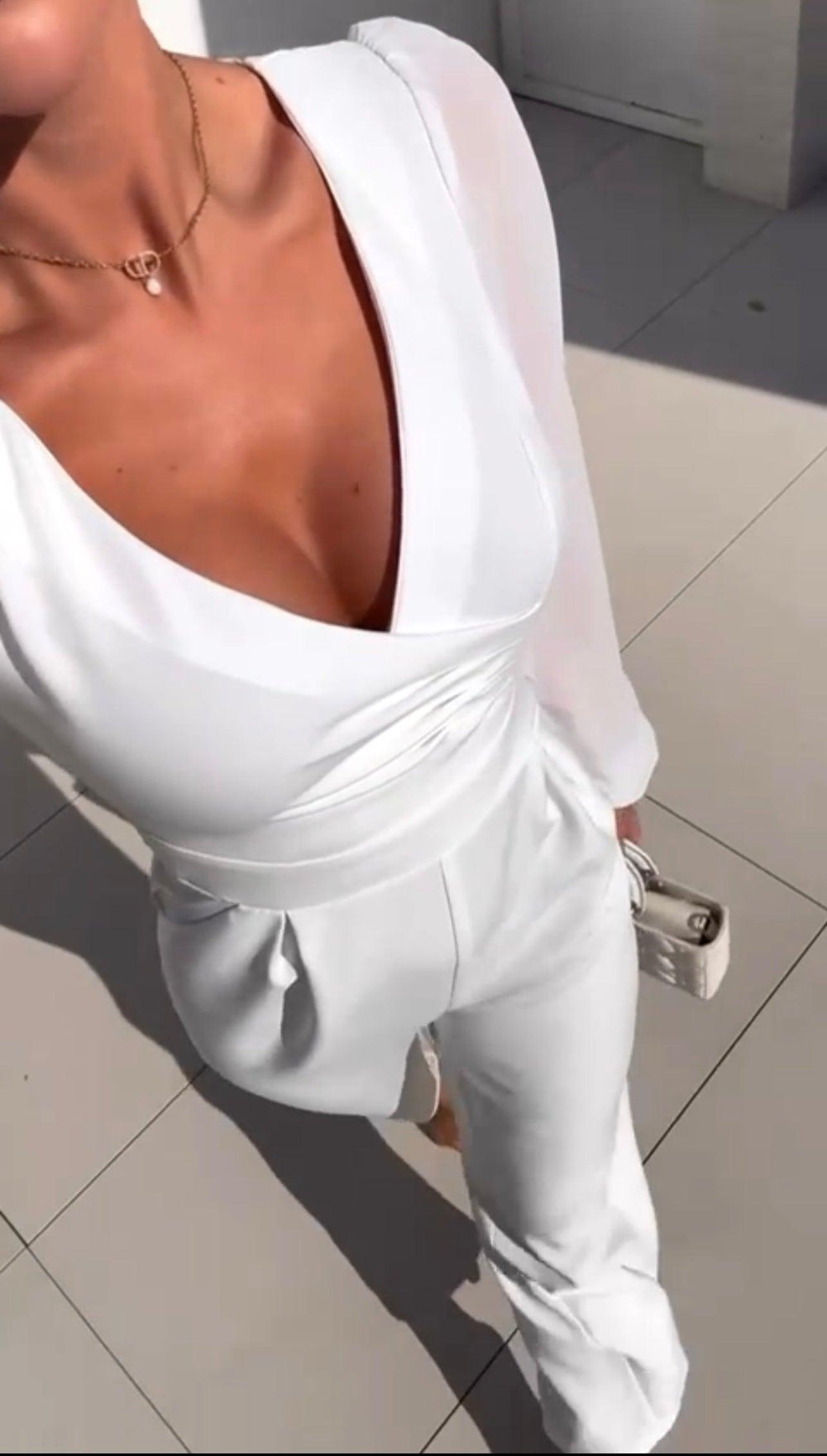 Dames Jumpsuit Luxe V-Hals met Transparante Mouwen - Feestelijk Zwart-2